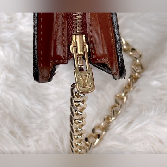 Louis Vuitton EUC Monogram Canvas Pochette Homme Crossbody with COA - Picture 7 of 8